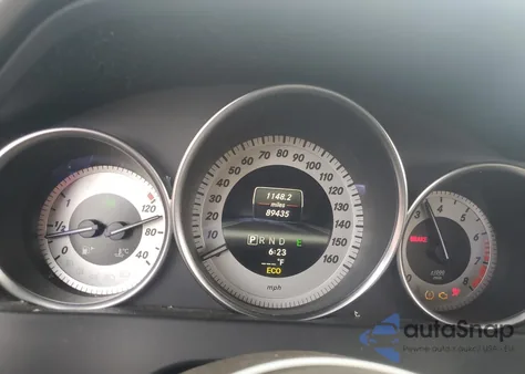 2013 Mercedes-Benz C 300 4Matic из США, поврежденный, VIN WDDGF8AB1DG084702